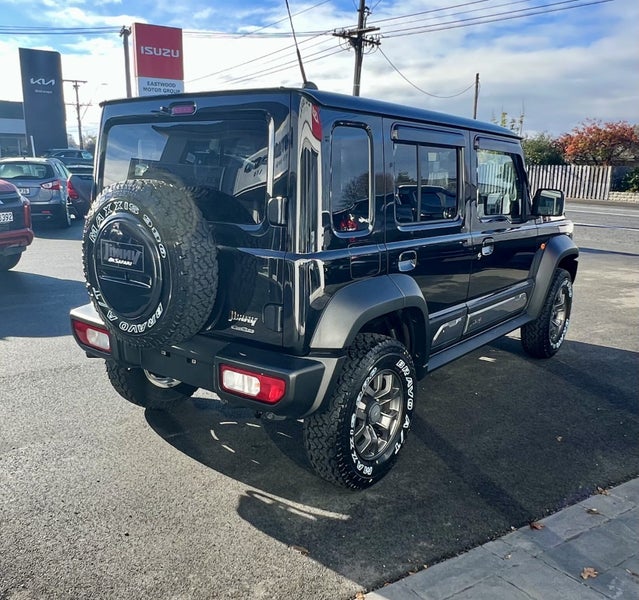 2026 Suzuki Jimny JLX Manual 5 Door 4WD SAFARI image 4