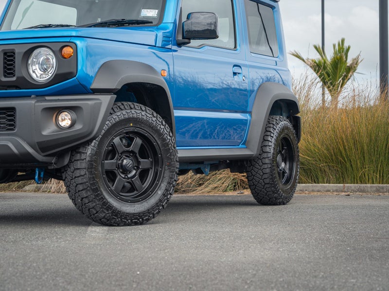 2026 Suzuki Jimny JLX Sierra 1.5 4WD Auto 2-Tone image 5