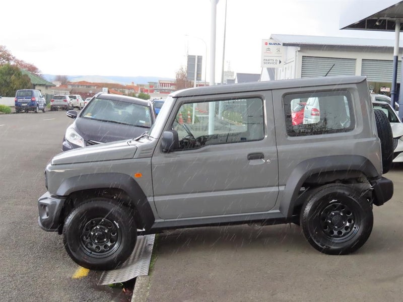 2026 Suzuki Jimny JX CARRY MANUAL image 3