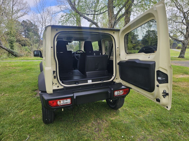 2026 Suzuki Jimny SIERRA 1.5P/4WD/4AT image 5