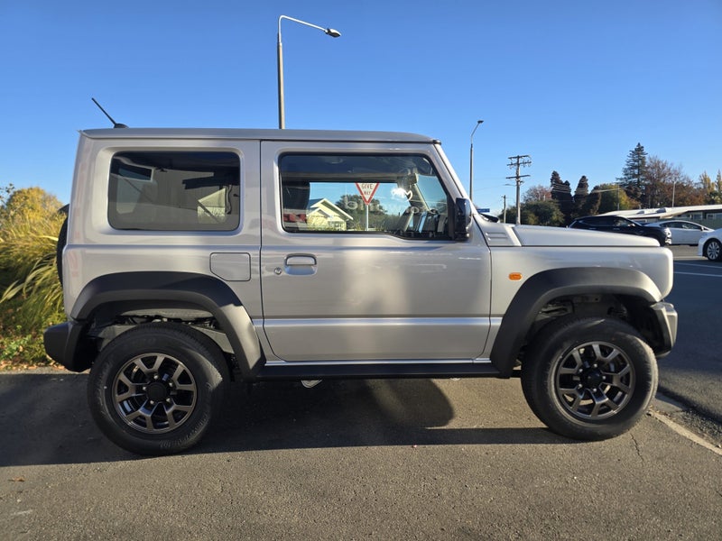 2026 Suzuki Jimny Sierra 1.5P/4WD/5MT - image 2