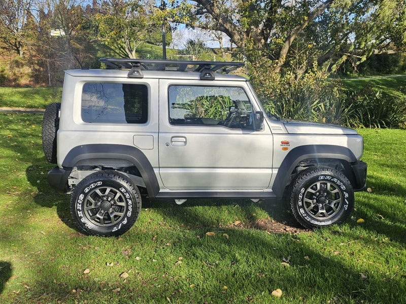 2026 Suzuki Jimny SIERRA 1.5P/4WD/5MT image 2