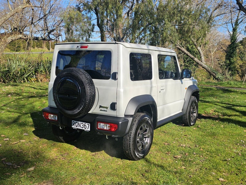 2026 Suzuki Jimny SIERRA 1.5P/4WD/5MT image 3