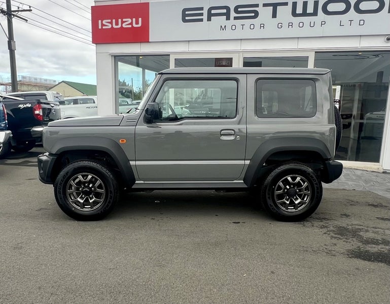 2026 Suzuki Jimny Sierra Auto JLX 1.5L 3 door 4... image 2