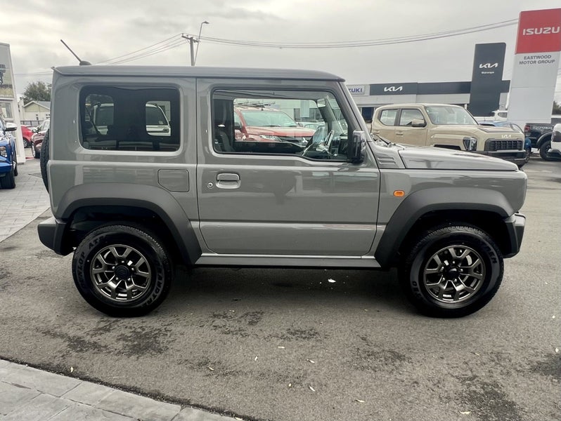 2026 Suzuki Jimny Sierra Auto JLX 1.5L 3 door 4... image 5