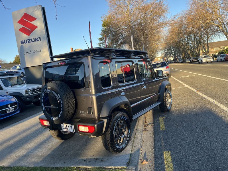 2026 Suzuki Jimny Sierra Heritage image 5