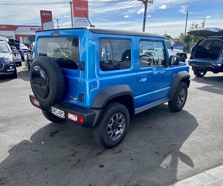 2026 Suzuki Jimny Sierra JLXA 1.5L 3 door 4wd Auto image 4