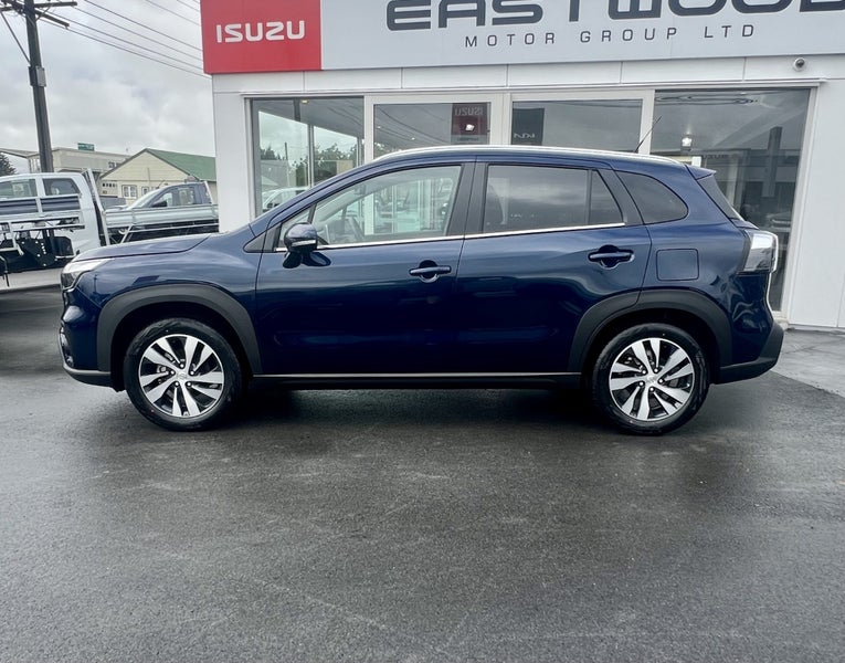 2026 Suzuki S-Cross JLX 2WD Hybrid image 2