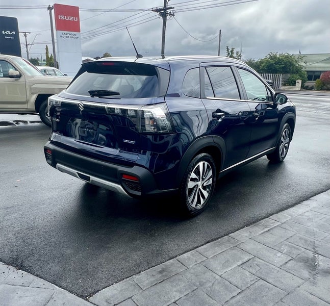 2026 Suzuki S-Cross JLX 2WD Hybrid image 4