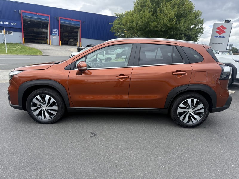 2026 Suzuki S-Cross JLX 2WD Hybrid image 4