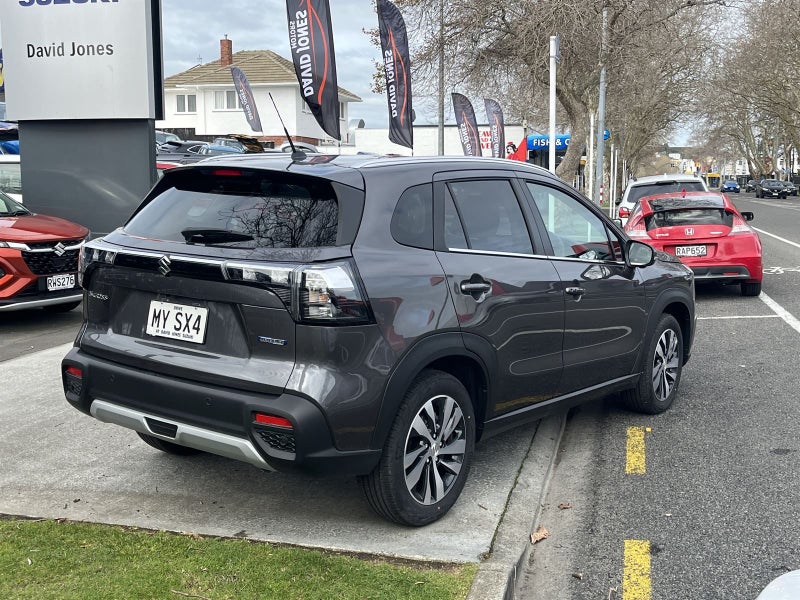 2026 Suzuki S-Cross JLX Hybrid 2WD image 5