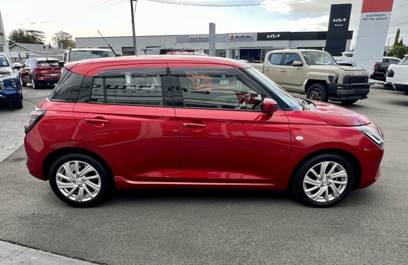 2026 Suzuki Swift 1.2 GLS Manual Hybrid Plus image 5