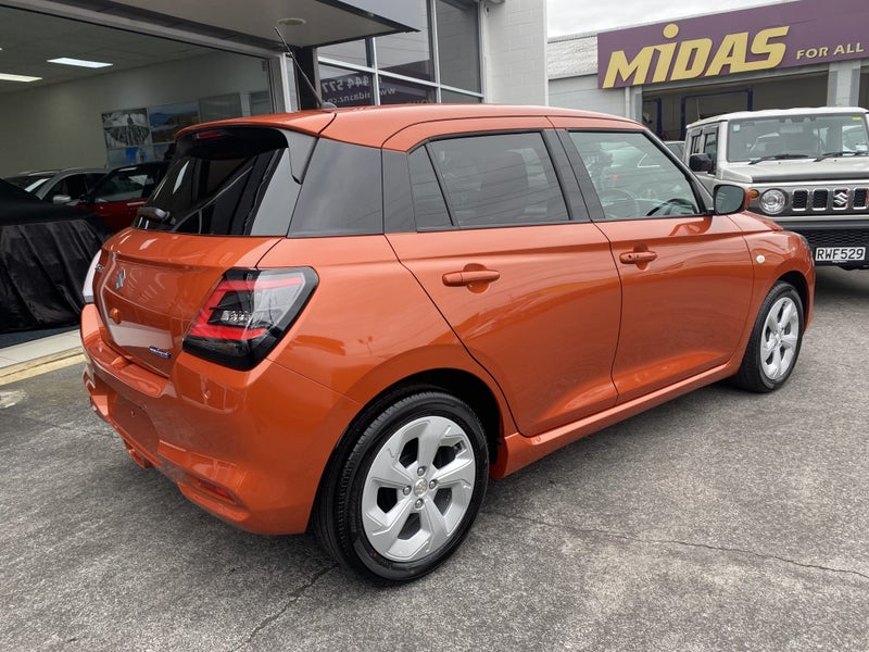2026 Suzuki Swift 1.2 Hybrid GLZ image 2