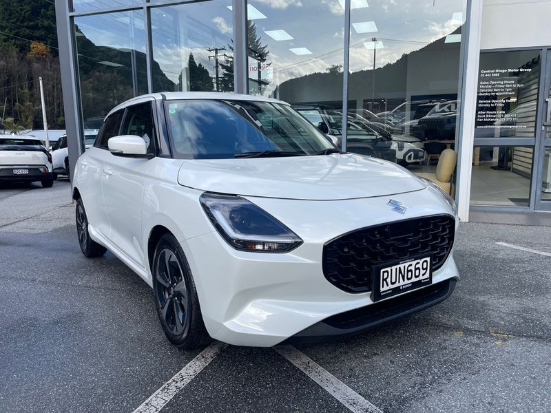 2026 Suzuki Swift 1.2 Hybrid RS CVT image 2