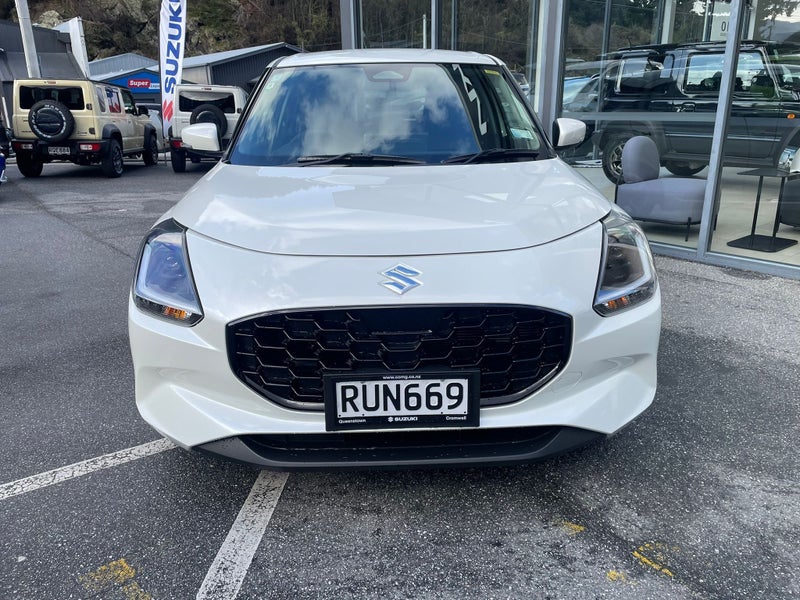 2026 Suzuki Swift 1.2 Hybrid RS CVT image 3