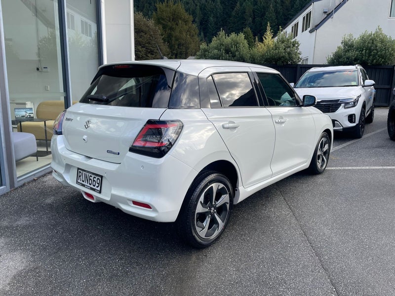 2026 Suzuki Swift 1.2 Hybrid RS CVT image 4