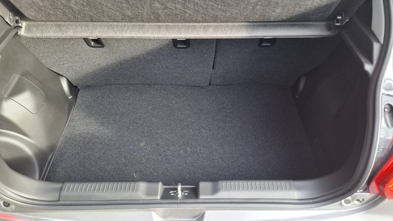 2026 Suzuki Swift GL 1.2 CVT image 5