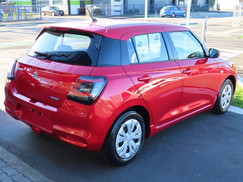 2026 Suzuki Swift GLSB MANUAL HYBRID image 5