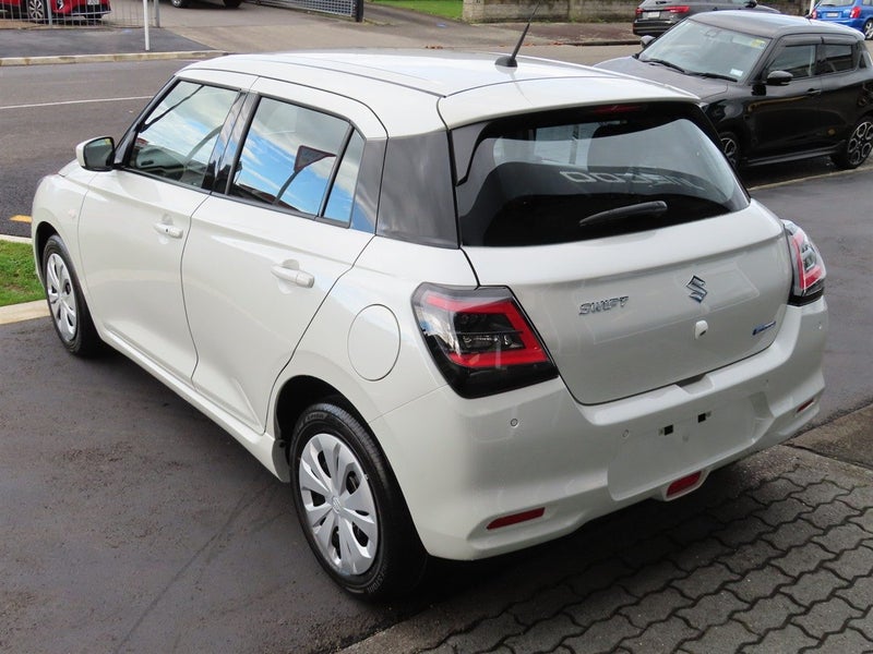 2026 Suzuki Swift GLSB MANUAL HYBRID image 4