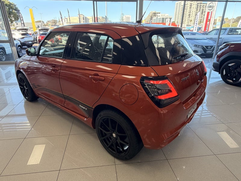 2026 Suzuki Swift Glsc 1.2Pmh/Cvt image 5