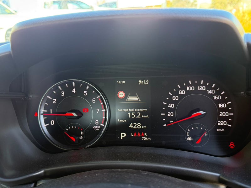 2026 Suzuki Swift Glsc 1.2PMH/CVT - Mag Wheels image 4
