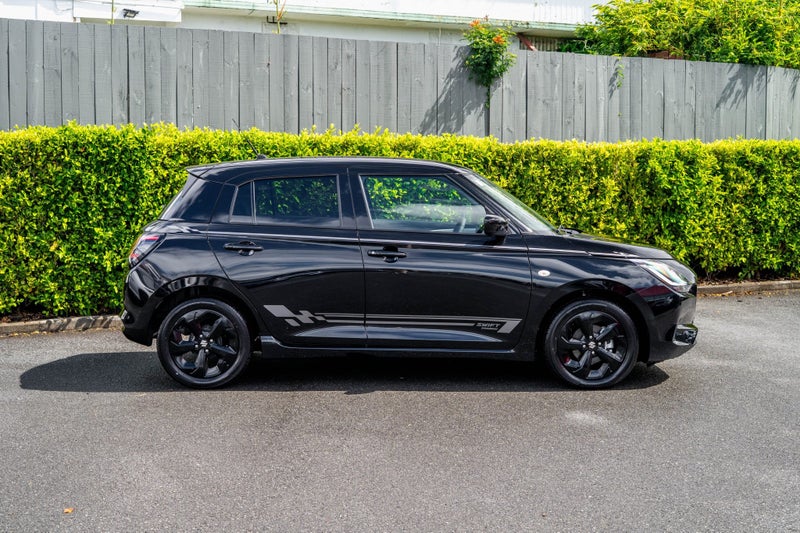 2026 Suzuki Swift GLZ 1.2 Auto Hybrid image 2