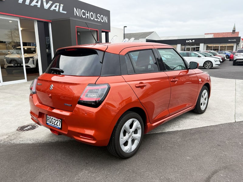 2026 Suzuki Swift GLZ image 4
