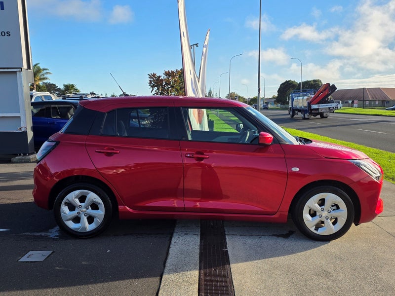 2026 Suzuki Swift GLZ Hybrid image 4