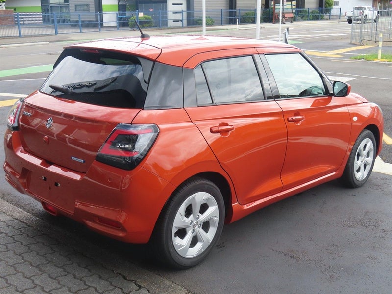 2026 Suzuki Swift GLZ HYBRID AUTO image 5