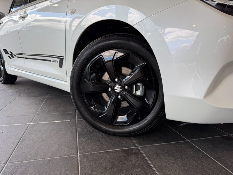 2026 Suzuki Swift GLZ SHADOW image 2