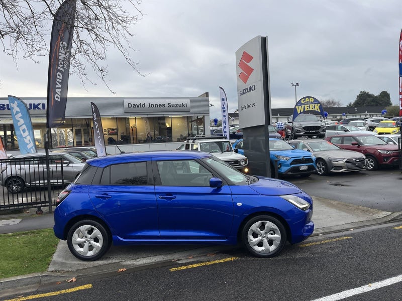 2026 Suzuki Swift GLZC image 4