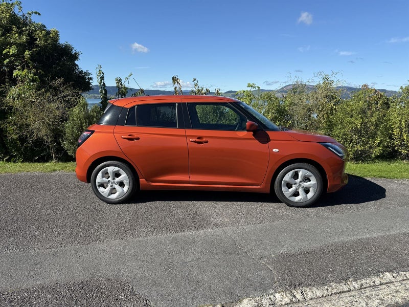 2026 Suzuki Swift GLZC image 2