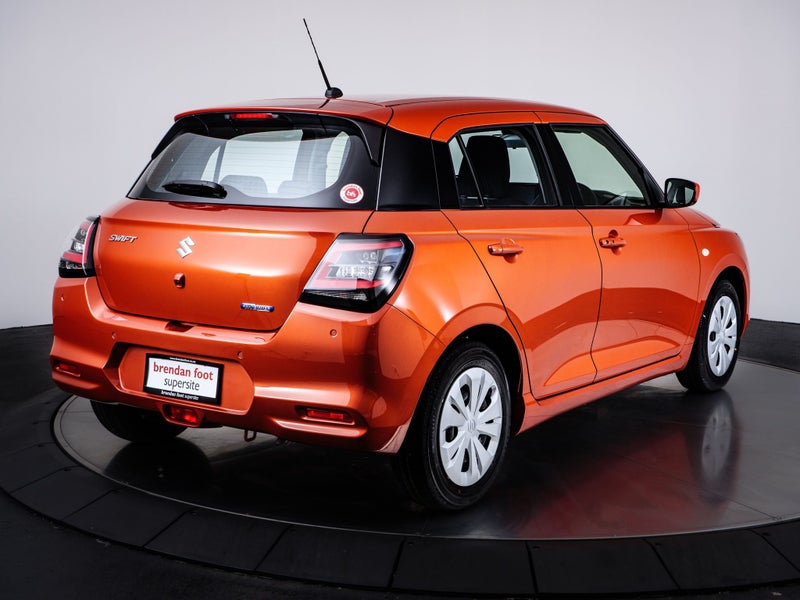 2026 Suzuki Swift Hybrid 1.2 GLS CVT image 3