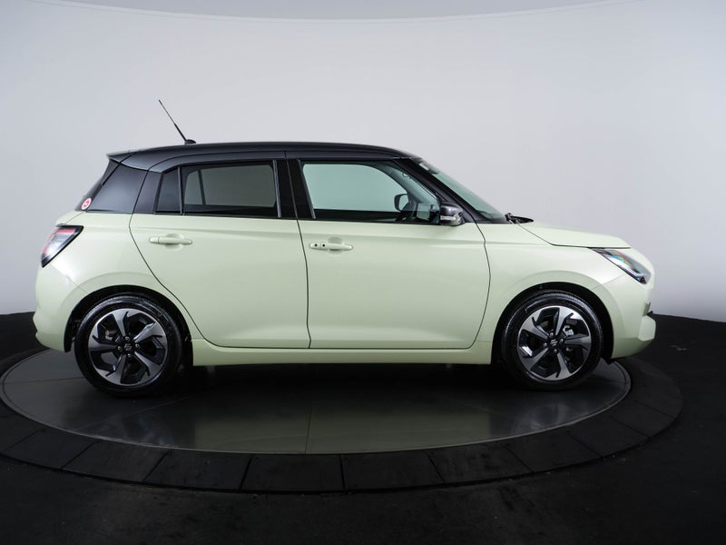 2026 Suzuki Swift HYBRID 1.2 RSC CVT image 2