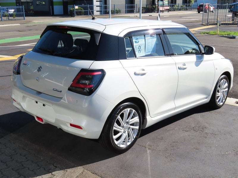 2026 Suzuki Swift PLUS HYBRID MANUAL image 5