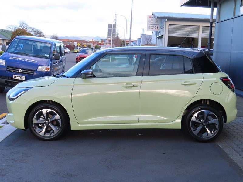 2026 Suzuki Swift RSC HYBRID AUTO image 3