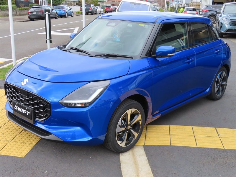2026 Suzuki Swift RSC HYBRID AUTO image 2