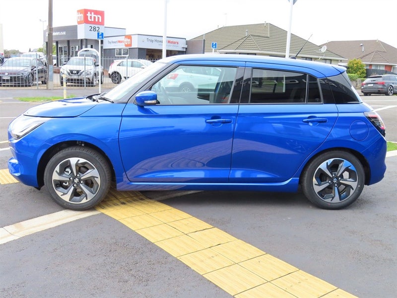 2026 Suzuki Swift RSC HYBRID AUTO image 3