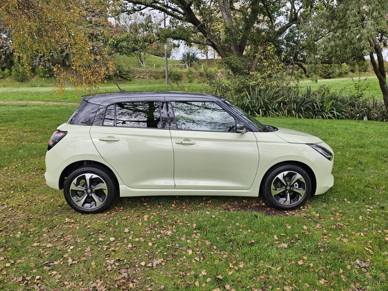 2026 Suzuki Swift RSCB 1.2PMH/CVT image 2