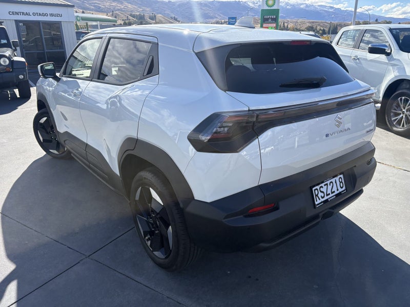 2026 Suzuki Vitara e-Vitara AWD image 5