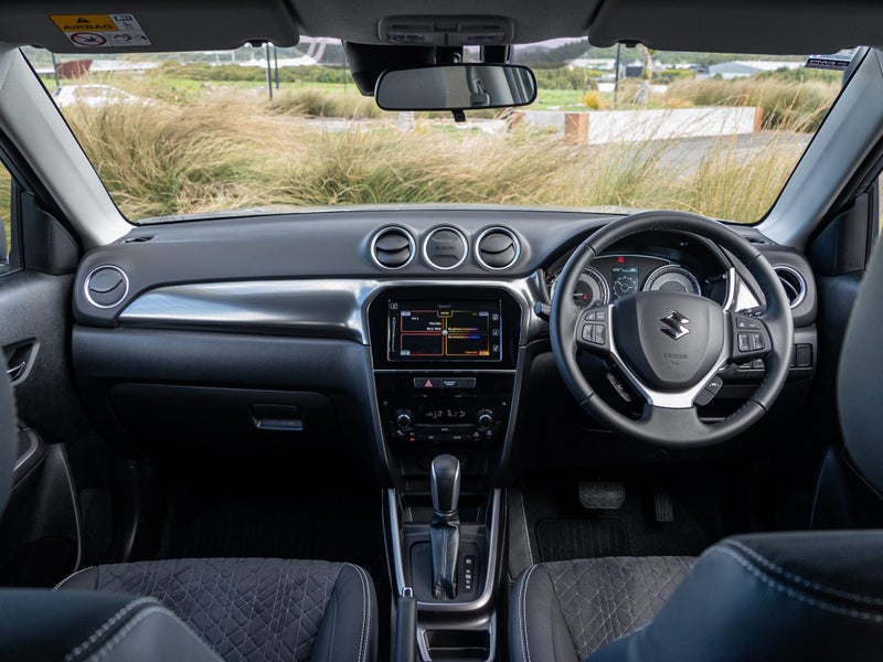 2026 Suzuki Vitara JLX Hybrid 1.4 Turbo 2WD Aut... image 2