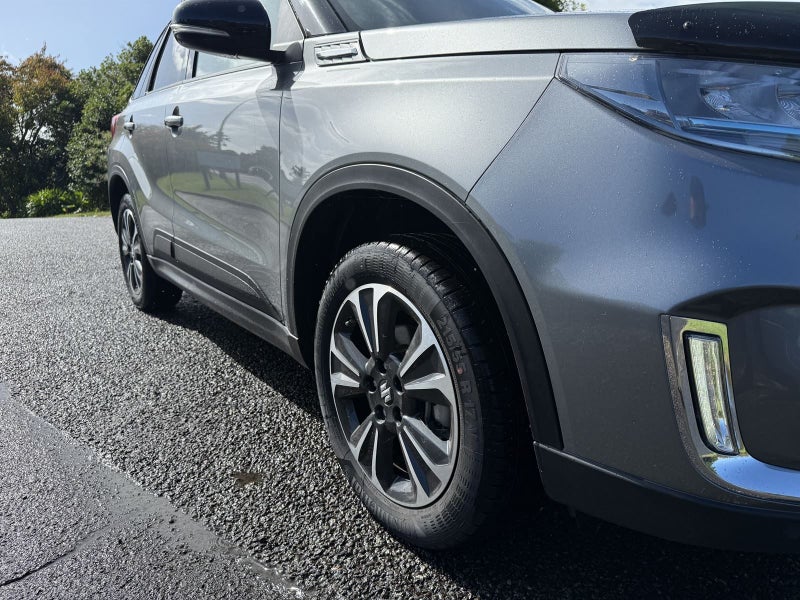 2026 Suzuki Vitara JLX Hybrid 2WD image 2