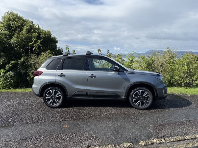 2026 Suzuki Vitara JLX Hybrid 2WD image 4