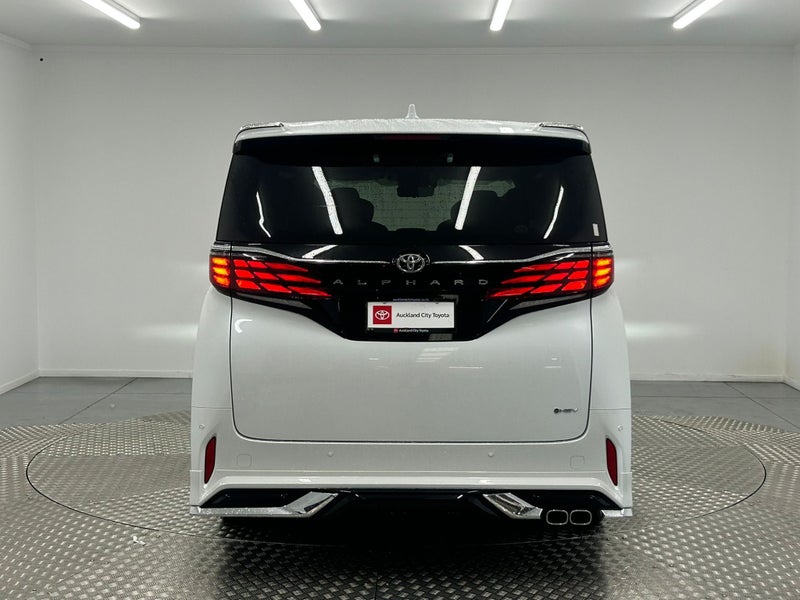 2026 Toyota Alphard 2.5 Hybrid Z 7 Seater image 4