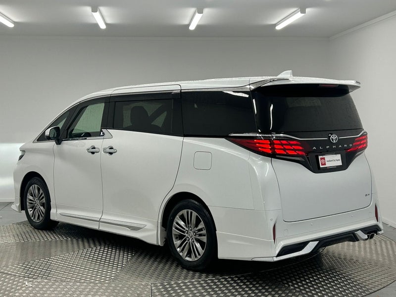 2026 Toyota Alphard 2.5 Hybrid Z 7 Seater image 5