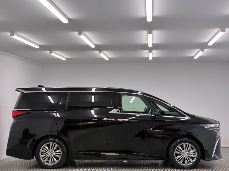 2026 Toyota Alphard 2.5 Hybrid Z 7 Seats image 2