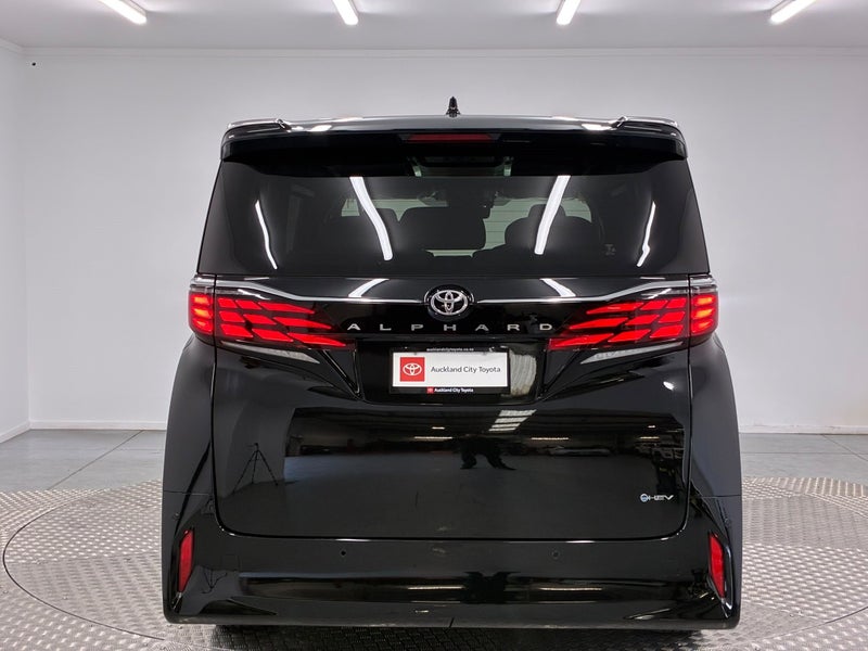 2026 Toyota Alphard 2.5 Hybrid Z 7 Seats image 4