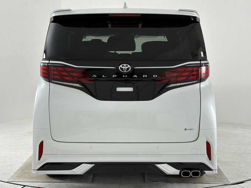 2026 Toyota Alphard 2.5 Hybrid Z 7 Seats image 3