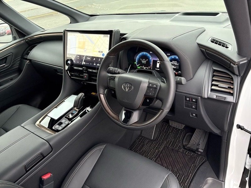 2026 Toyota Alphard 2.5 Hybrid Z 7 Seats image 4