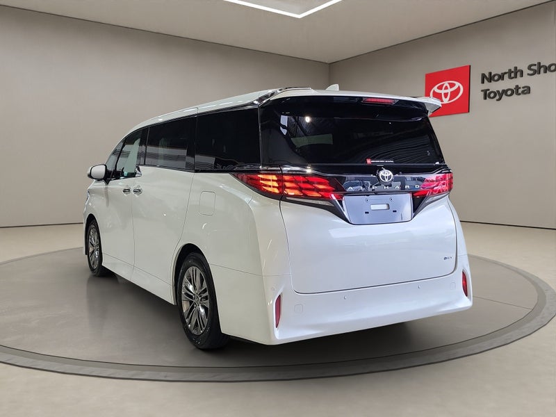 2026 Toyota Alphard 2.5L Hybrid Z FWD People Mover image 5